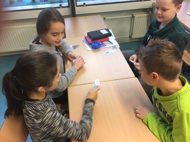 Tafels oefenen in groep 5/6 Kindcentrum De Notenbalk Basisschool